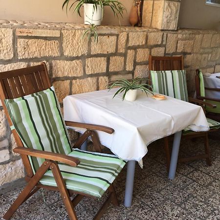 Guesthouse Cipre Lumbarda Exterior photo