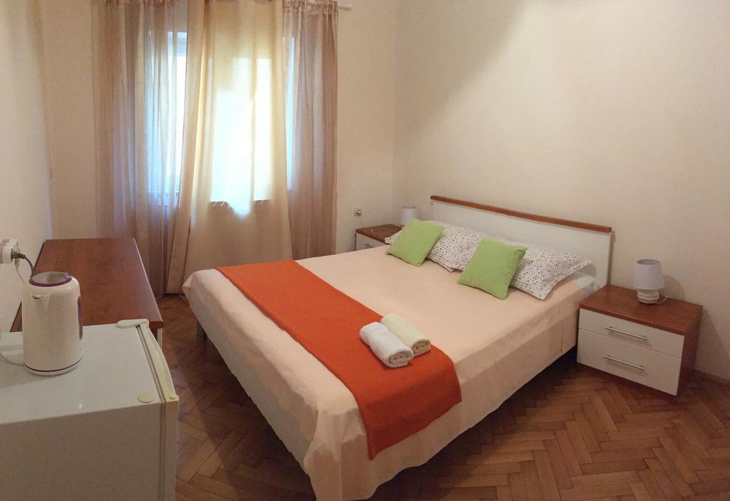 Guesthouse Cipre Lumbarda Exterior photo